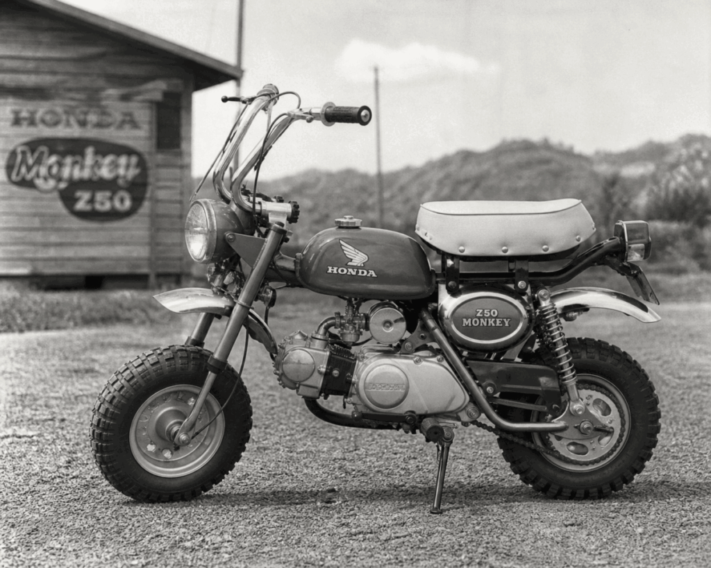 Honda Monkey vintage 1960s original — amusement park ride that became an icon