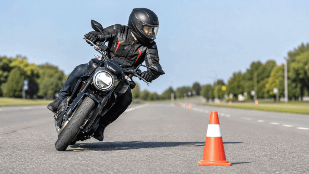  motorcycle emergency swerve using counter steering