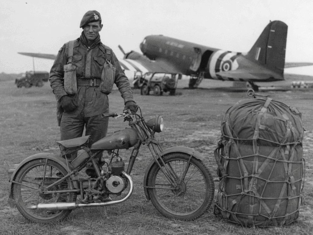 Royal Enfield Flying Flea WW2 paratrooper lightweight motorcycle 125cc airborne forces World War 2